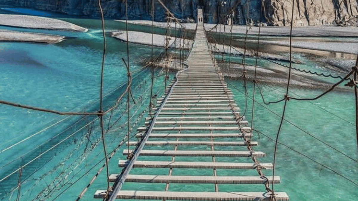 Hussaini Suspension bridge – A tourist attractions.